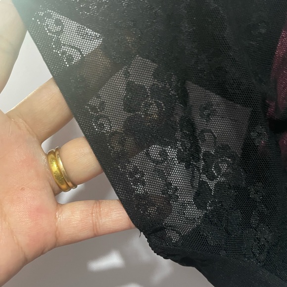 New Bra and panty set. Bra size 34B ( euro 75B) panty size Small(90). - Picture 6 of 9